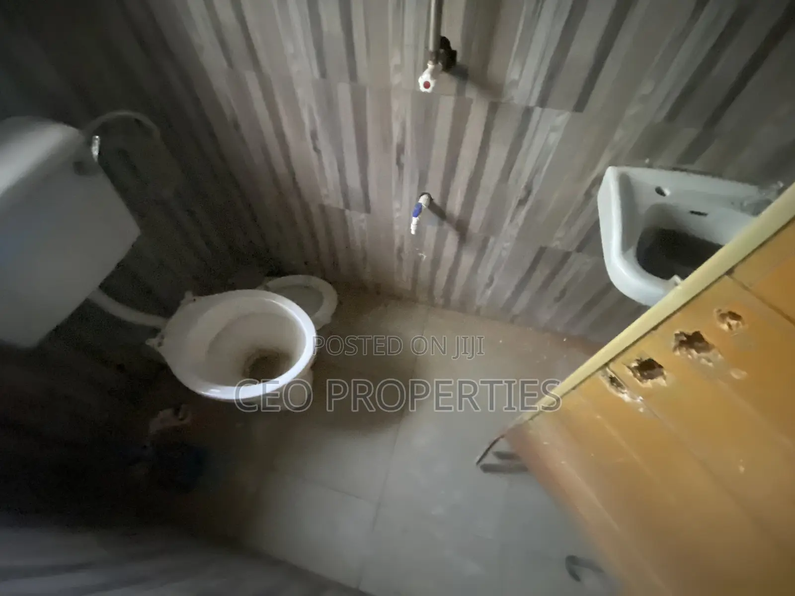 6bdrm Block of Flats in Obigbo, Port-Harcourt for sale