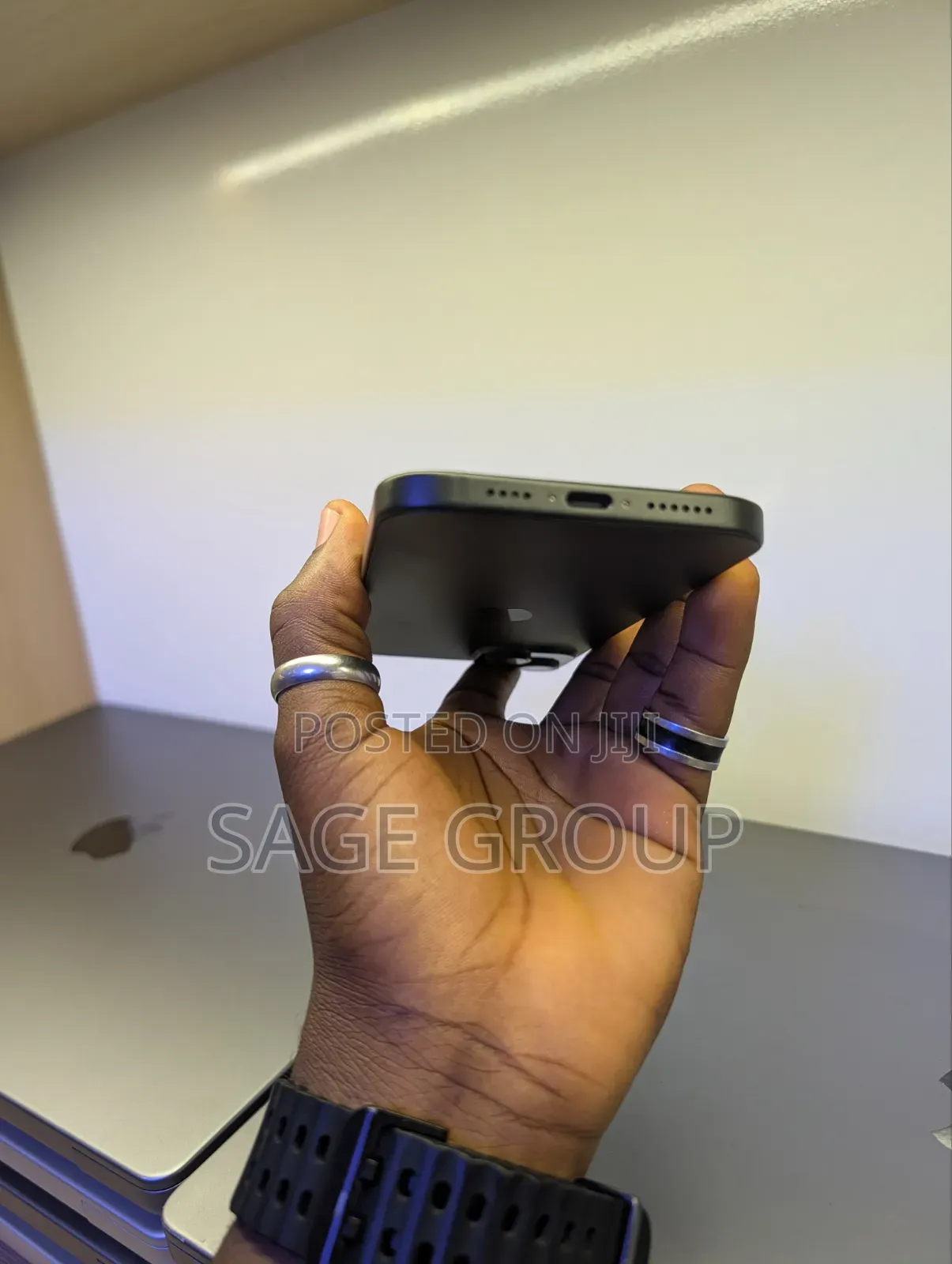 Apple iPhone 15 Plus 128 GB Black