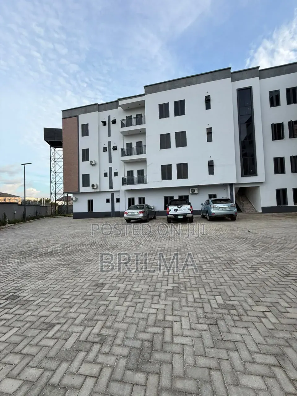 3bdrm Apartment in Jahi for sale