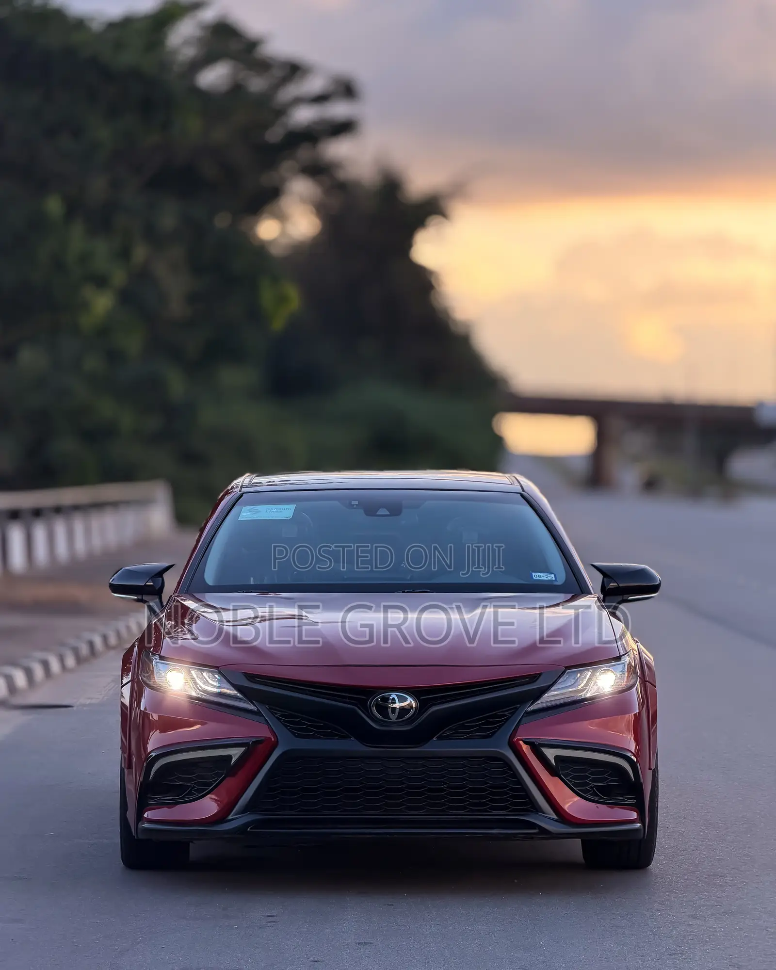 Toyota Camry XSE 2022 Red