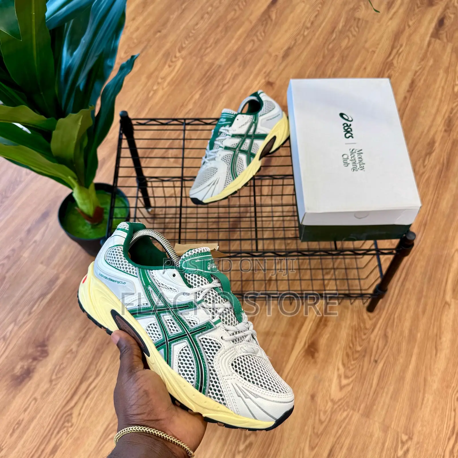 High Quality Monday Sleeping Club Asics Gel Kahana Tr Nexus Sneakers