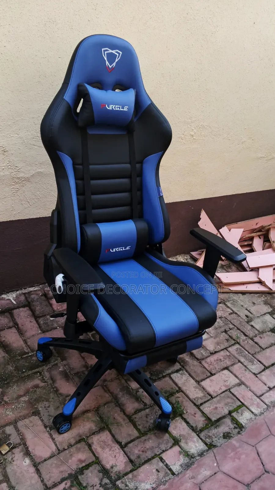 Furgle Ergonomic Gaming Office Chair With Extendable Footrest
