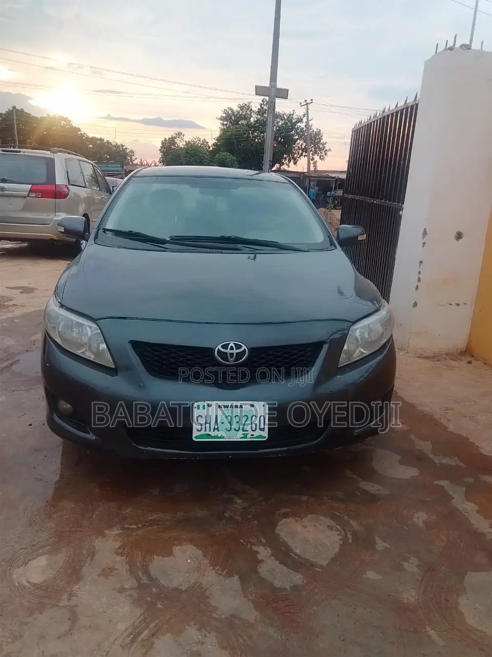 Toyota Corolla 2010 Gray