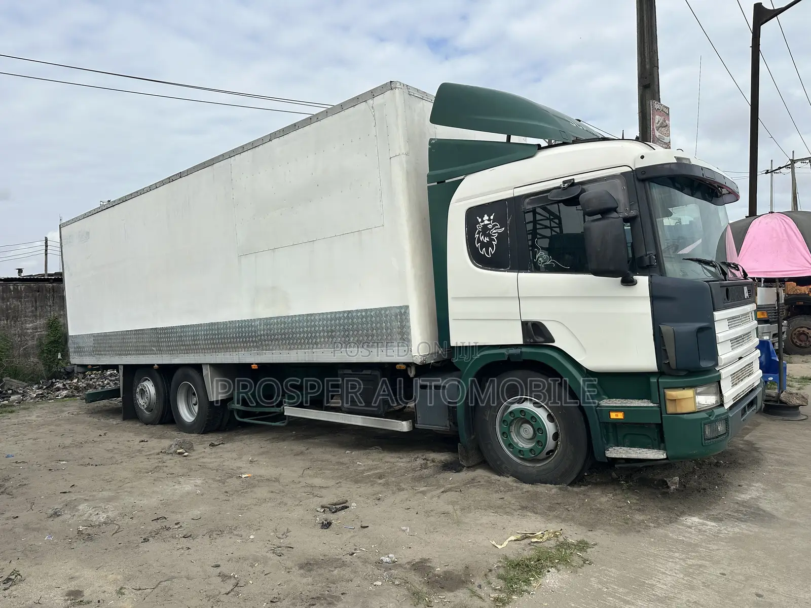 Scannia 20 Feet Truck