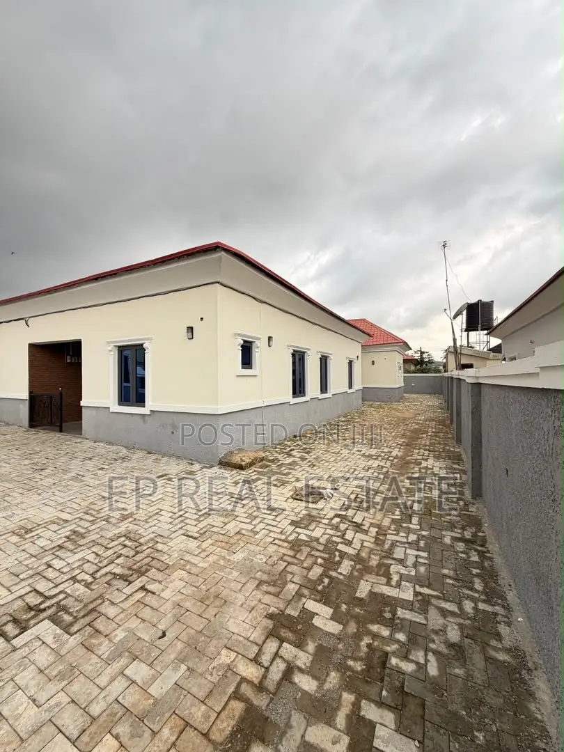 3bdrm Bungalow in Apo District for rent
