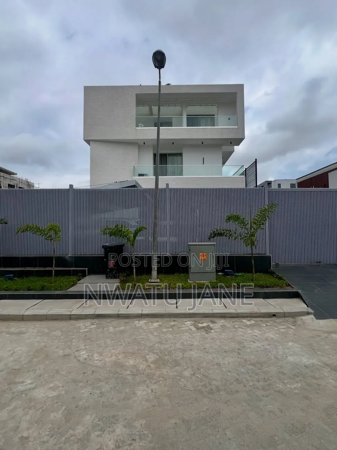 5bdrm Duplex in Banana Island Ikoyi for sale