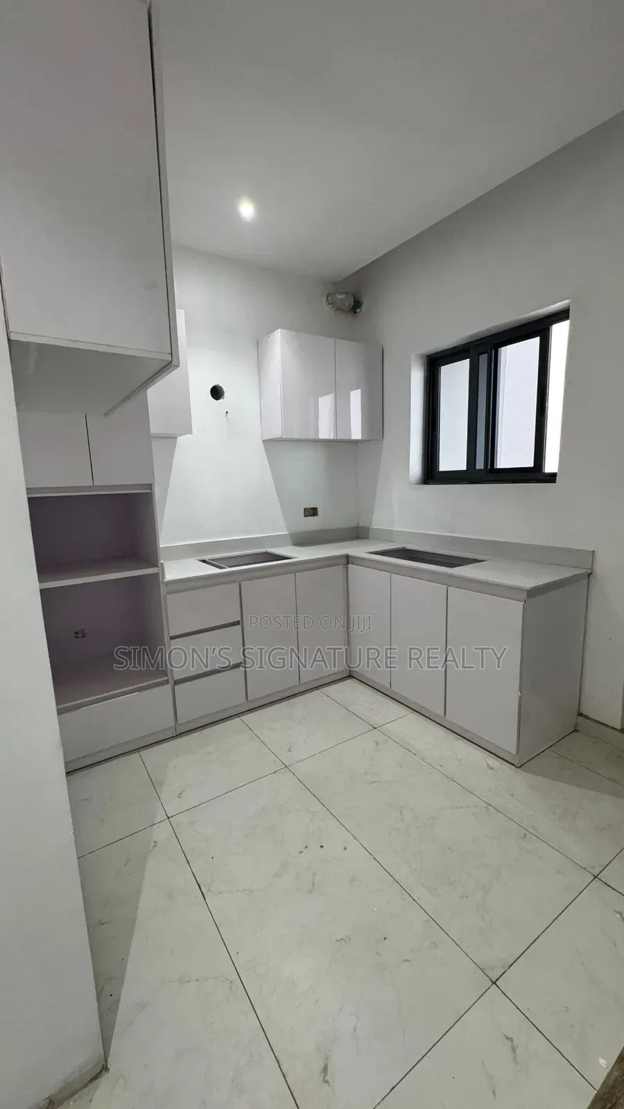 4bdrm Duplex in Lekki Phase 1 for rent