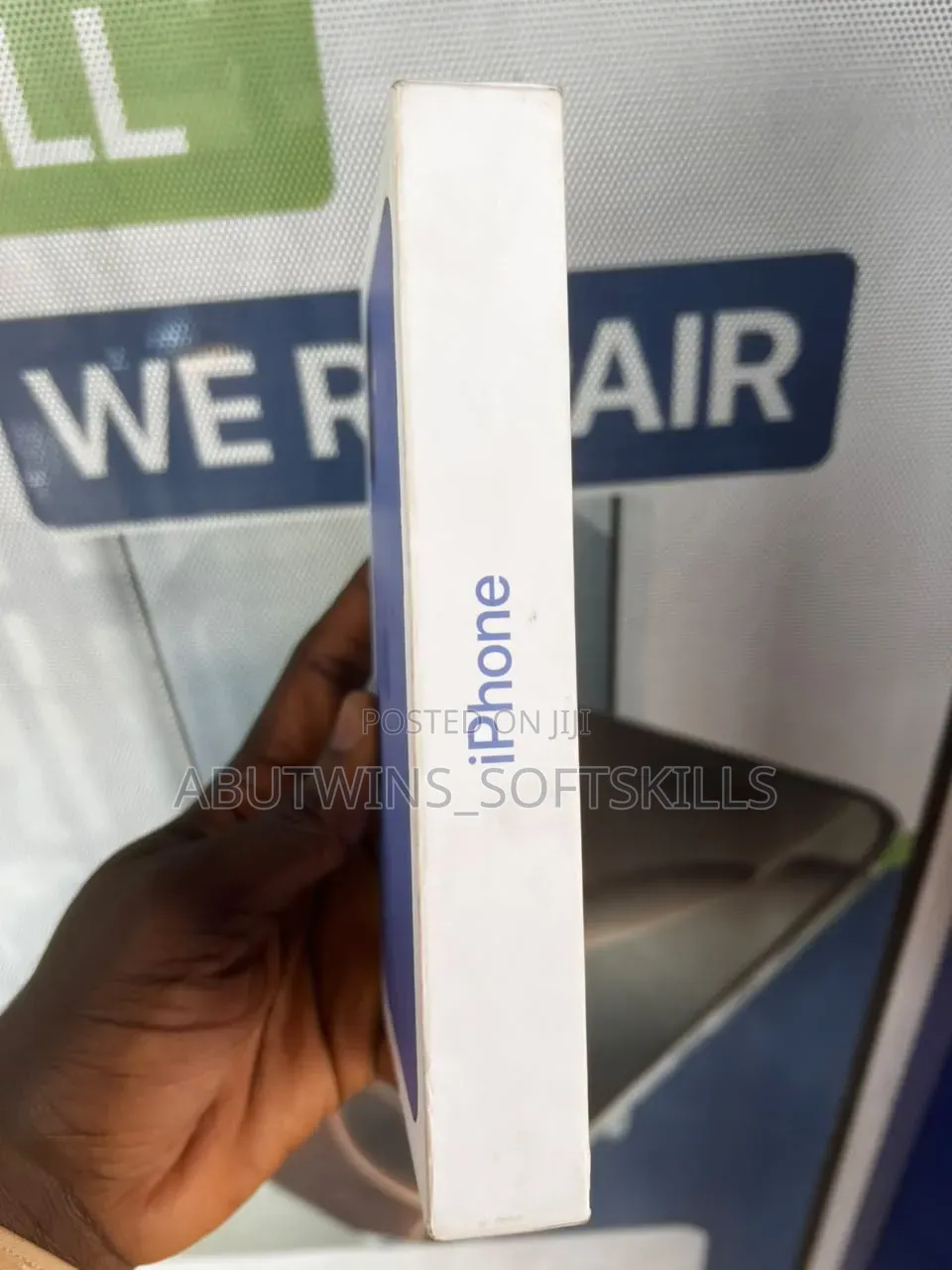 New Apple iPhone 16 Plus 128 GB Blue