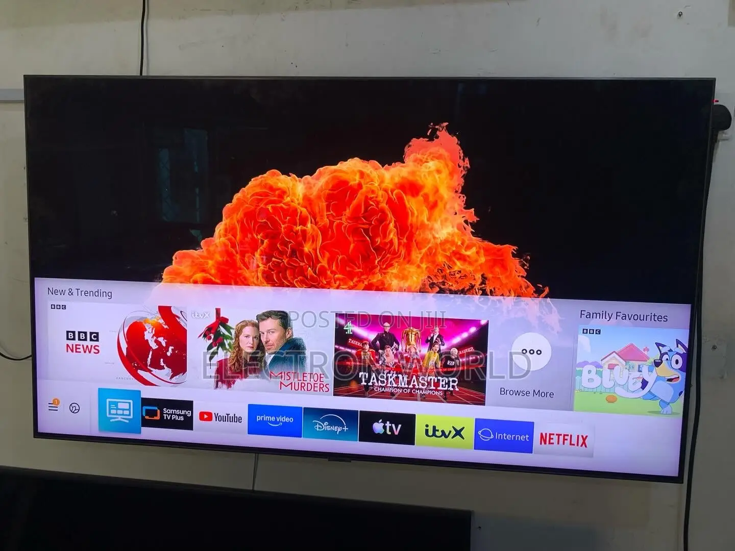Made in Europe 55 Inch Samsung Qled Ultra Hd Smart TV