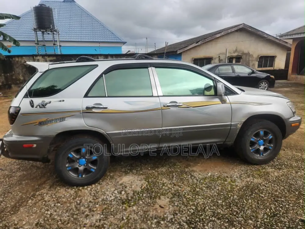 Lexus RX 300 2WD 2000 Silver