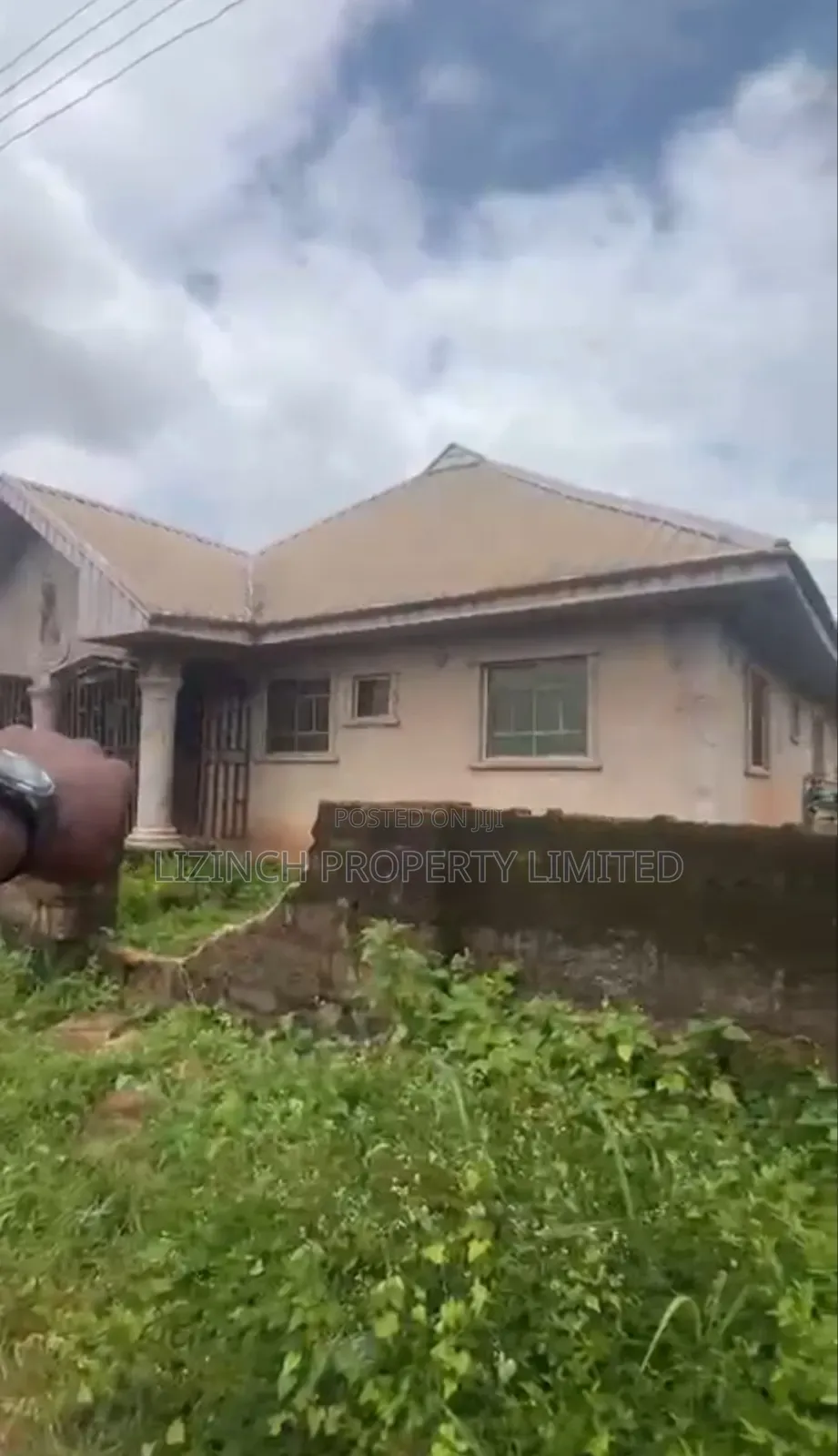 3bdrm Bungalow in Benin City for sale