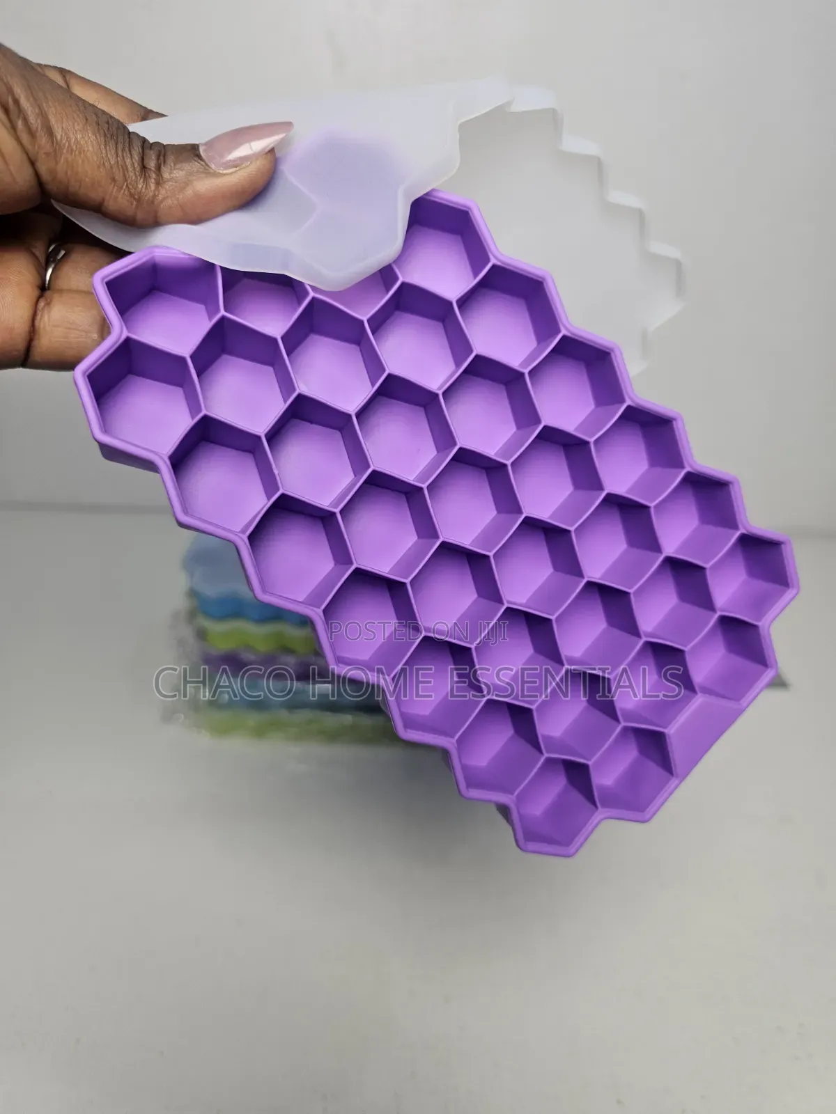 37-Grid Honeycomb Silicone Ice Cube Maker With Removable Lid