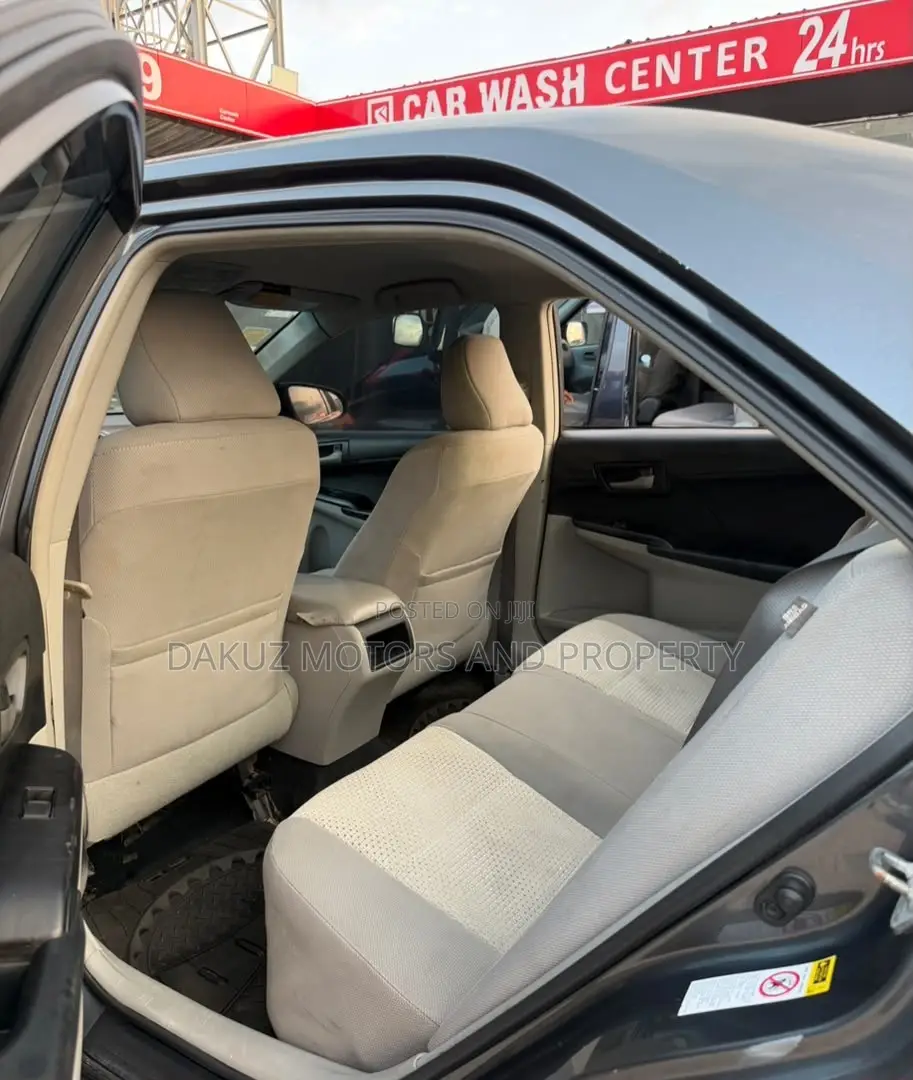 Toyota Camry 2012 Gray
