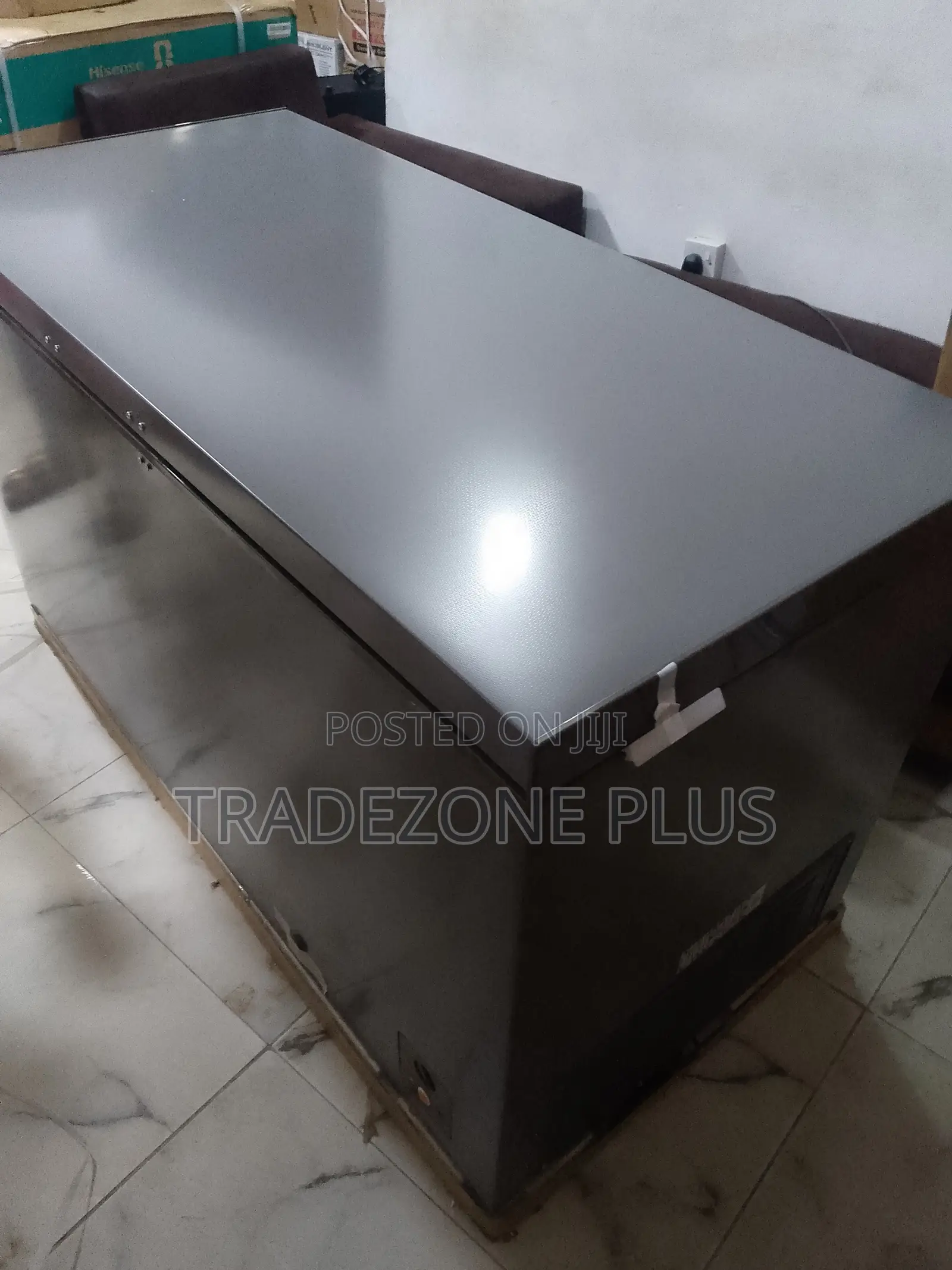 Hisense FC-55DD 420L Chest Freezer for Sale