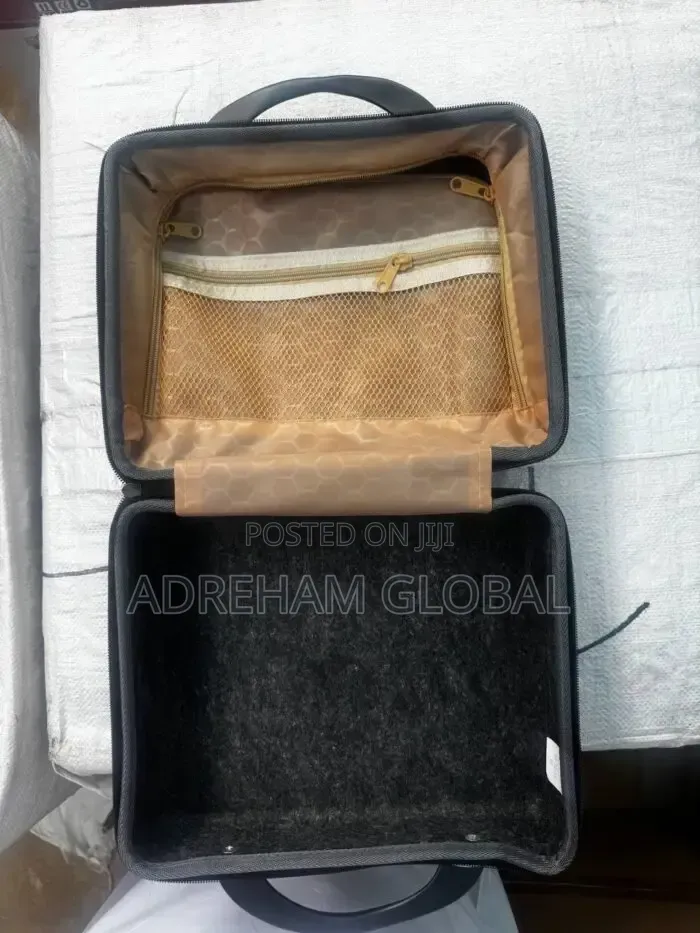 Felt Light Weight Premium Unique Character Storage/Travel Box/Bag