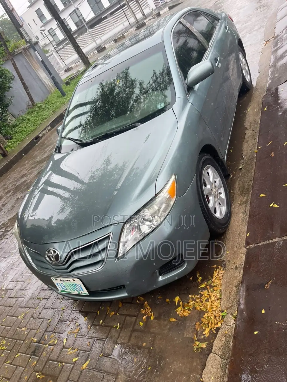 Toyota Camry LE 4dr Sedan (2.5L 4cyl 6AM) 2010 Green