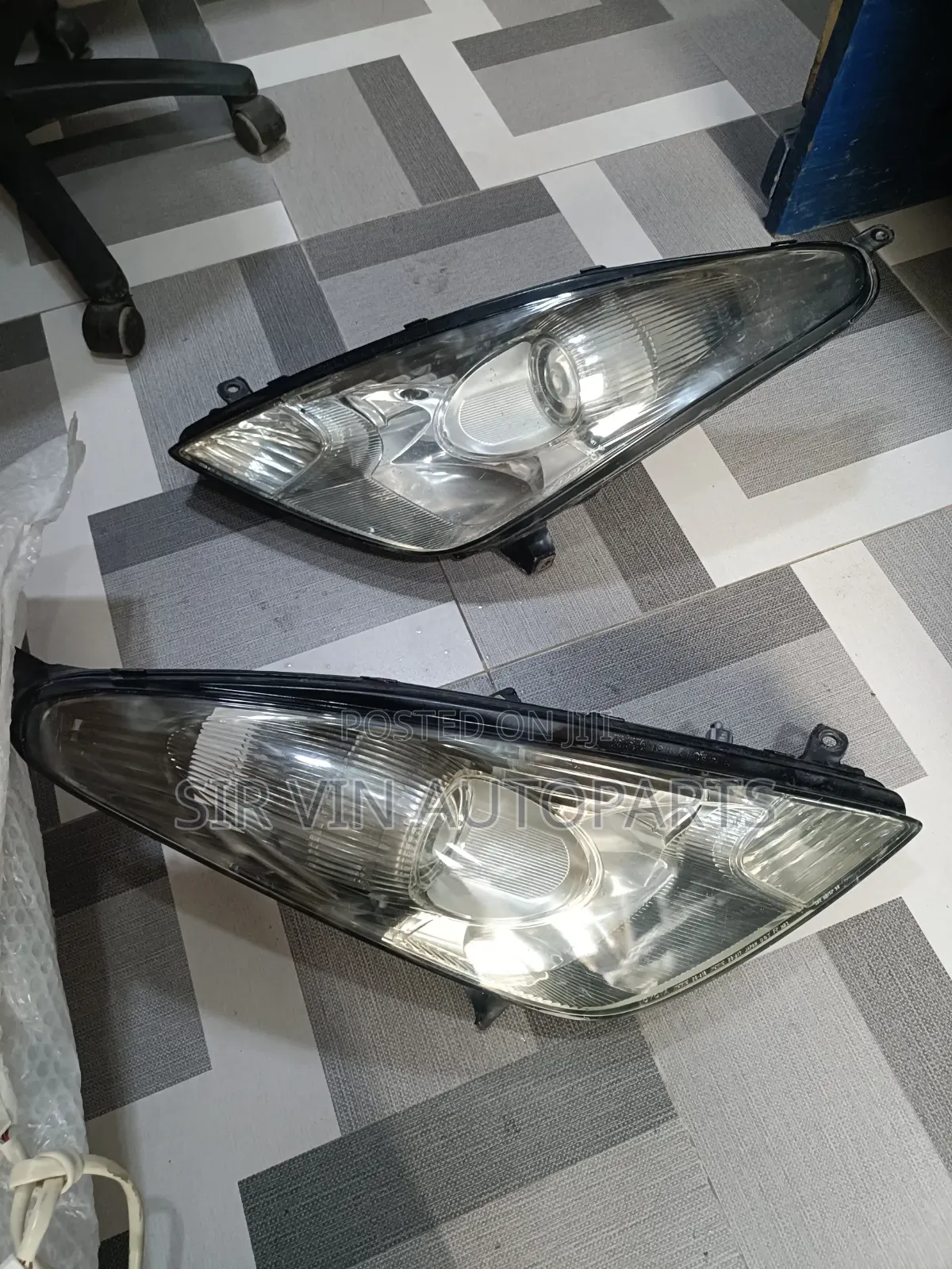 Headlight Toyota Celica 2001 The
