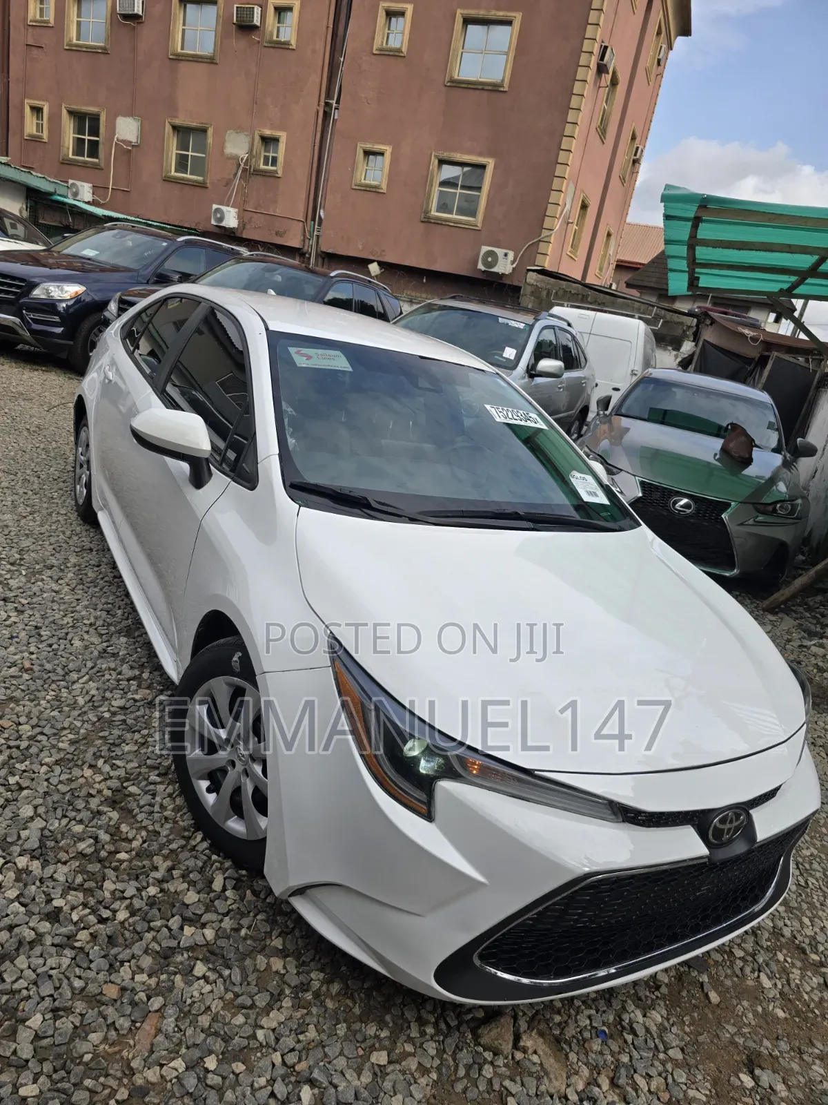 Toyota Corolla LE 2022 White