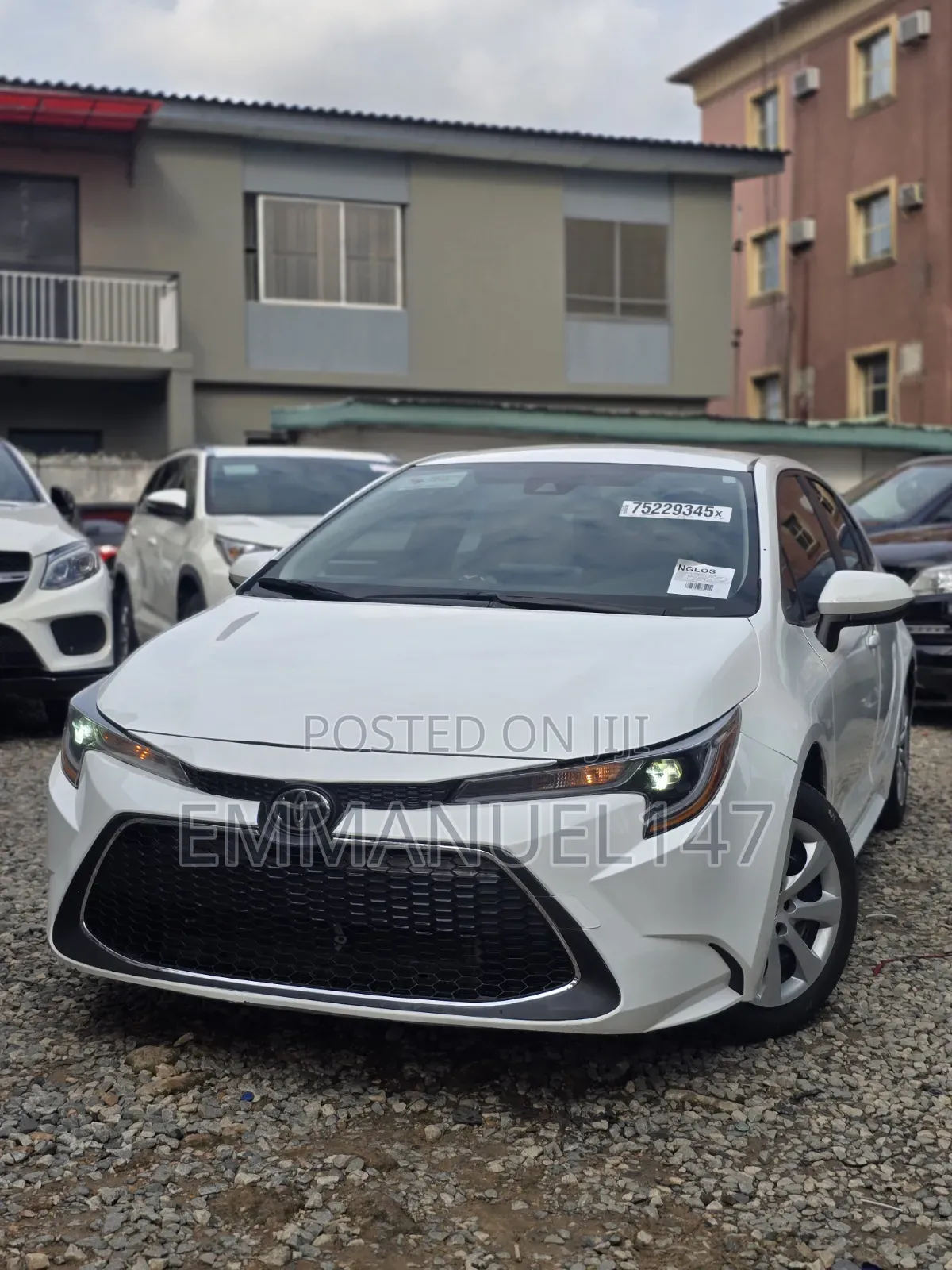Toyota Corolla LE 2022 White