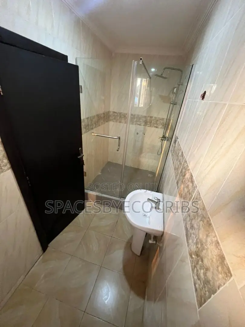 1bdrm Shared Apartment in Dupe Oguntade, Ikate-Elegushi for rent