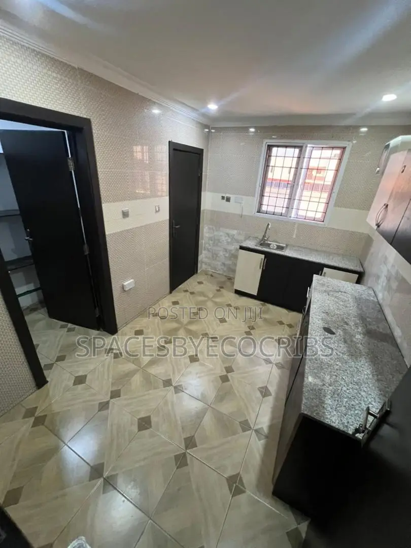 1bdrm Shared Apartment in Dupe Oguntade, Ikate-Elegushi for rent