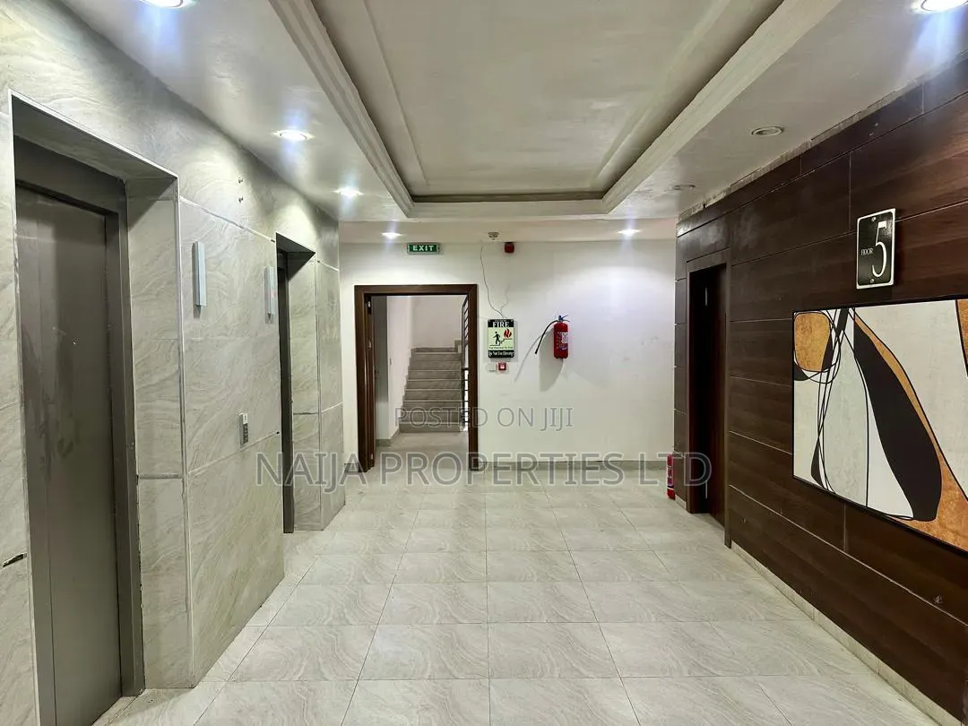 2bdrm Apartment in Periwinkle Estate, Lekki Phase 1 for rent