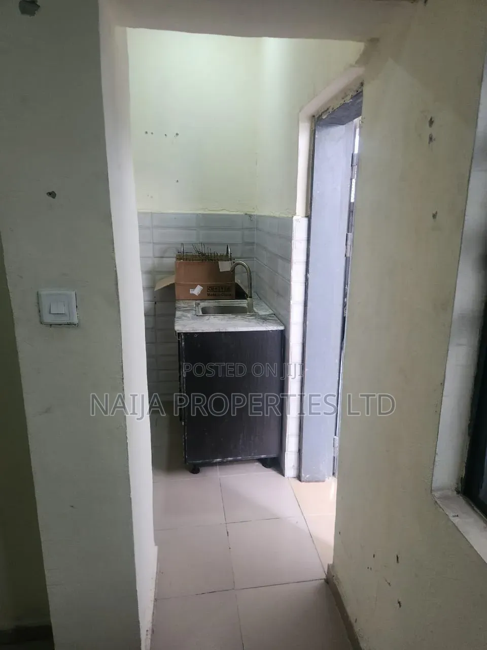 Studio Apartment in Fatai Arobioke, Lekki Phase 1 for rent