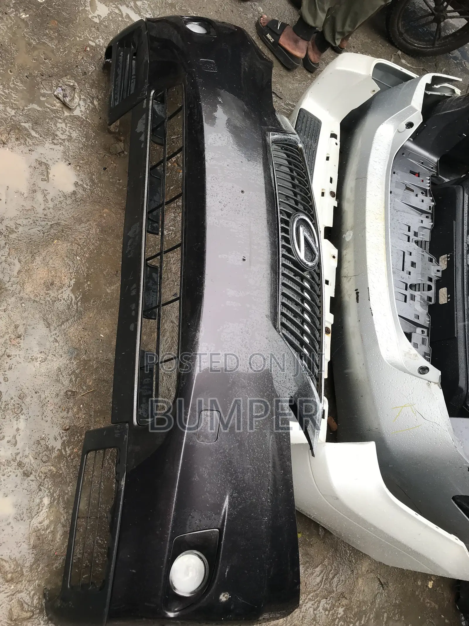 Front Bumper Rx350 2010