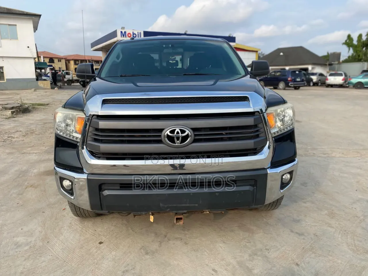 Toyota Tundra 2016 Black