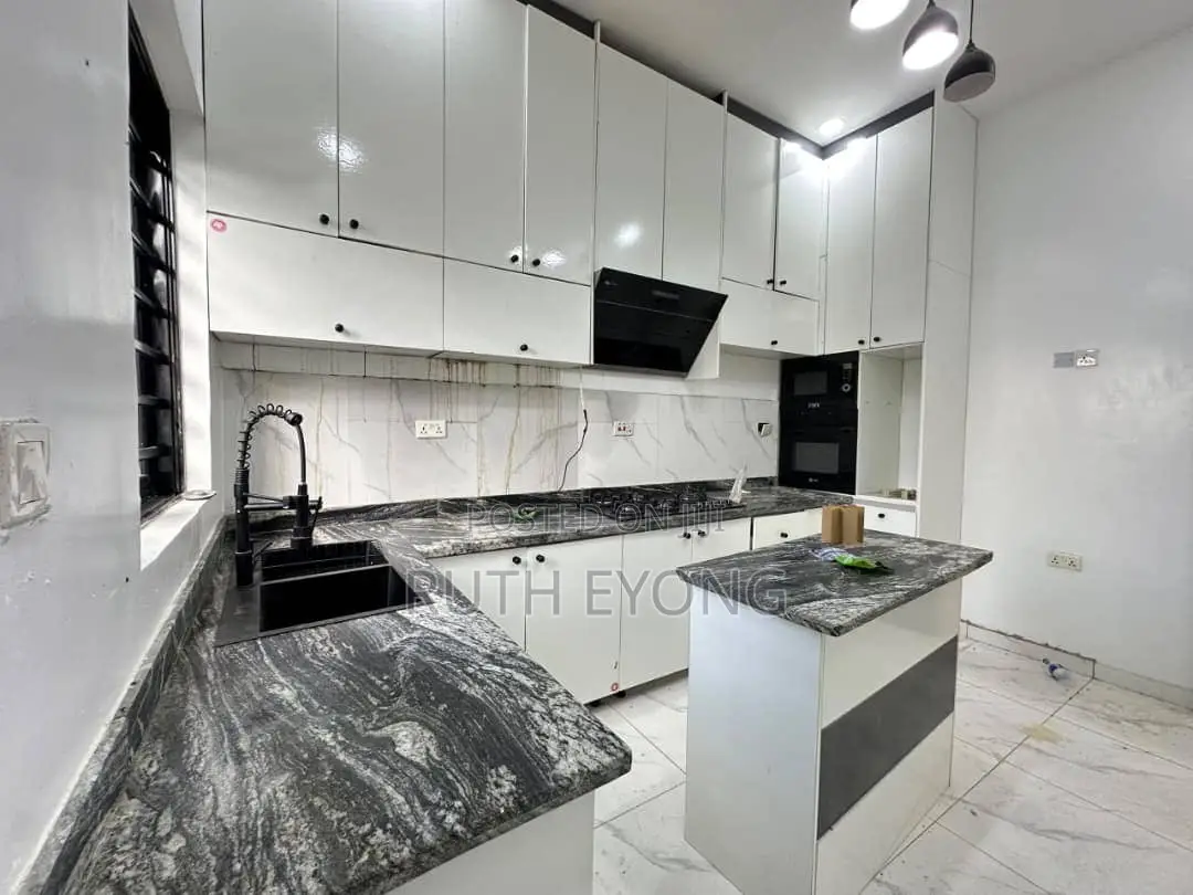 4bdrm House in Orchid, Lekki Phase 1 for rent