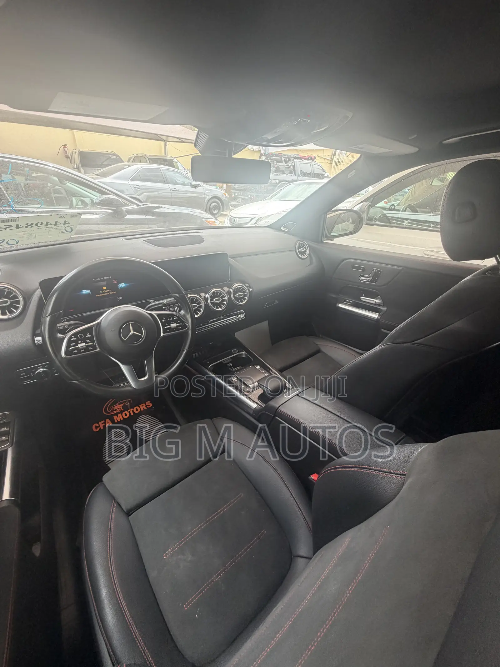 Mercedes-Benz GLA 250 2022 Red