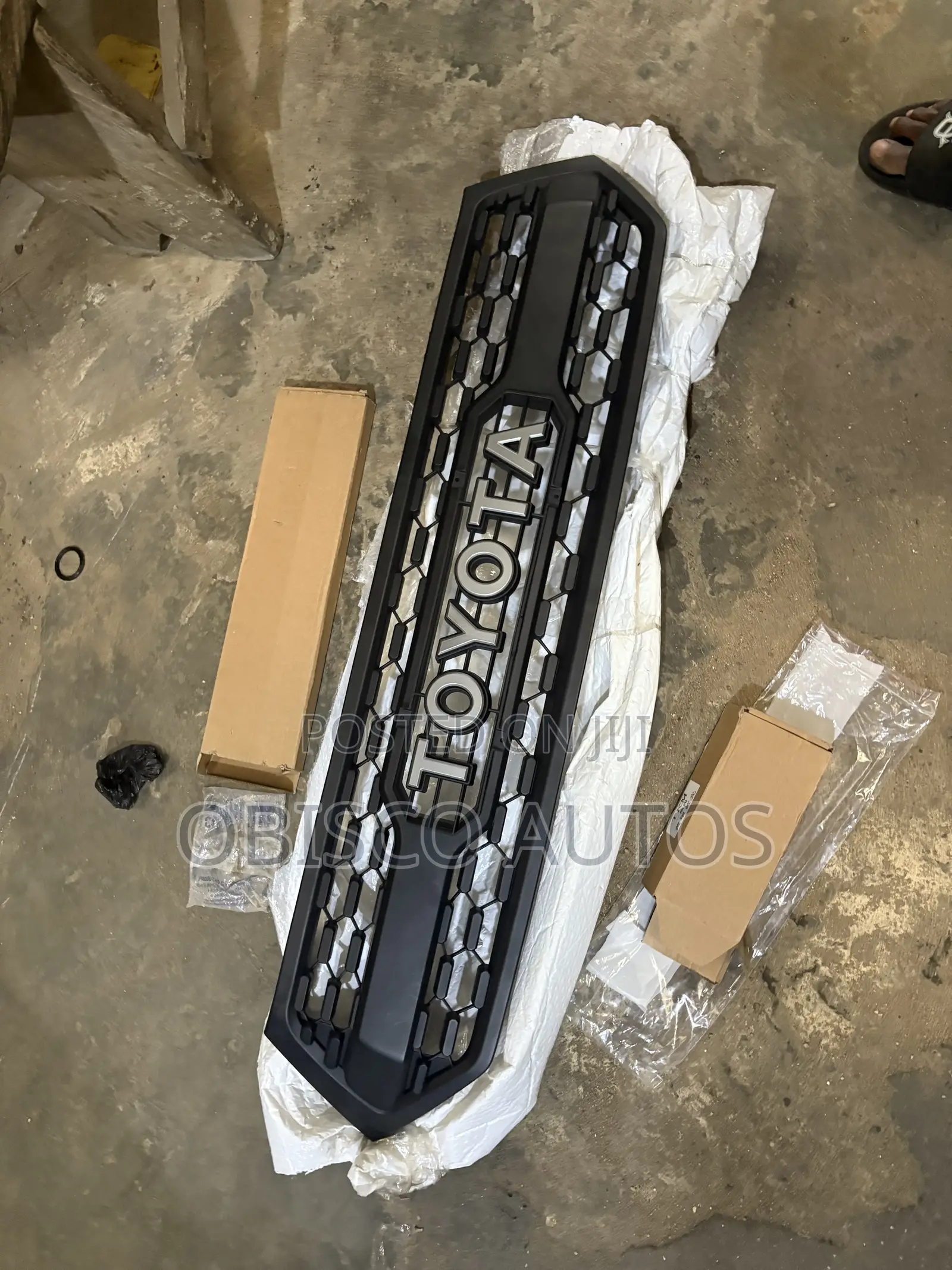 Front Grille Highlander
