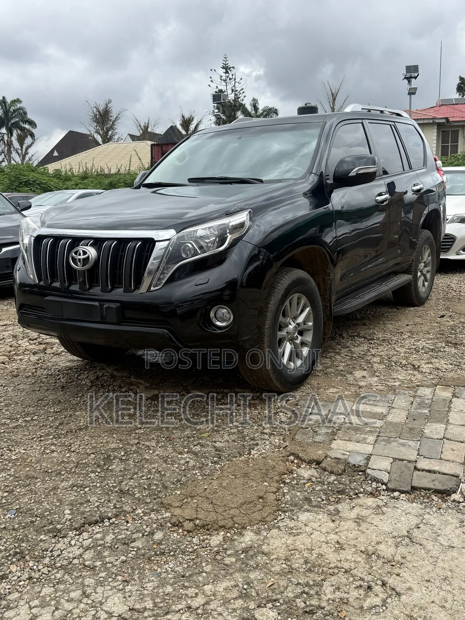 Toyota Land Cruiser Prado 4.0 Petrol TX 2016 Black