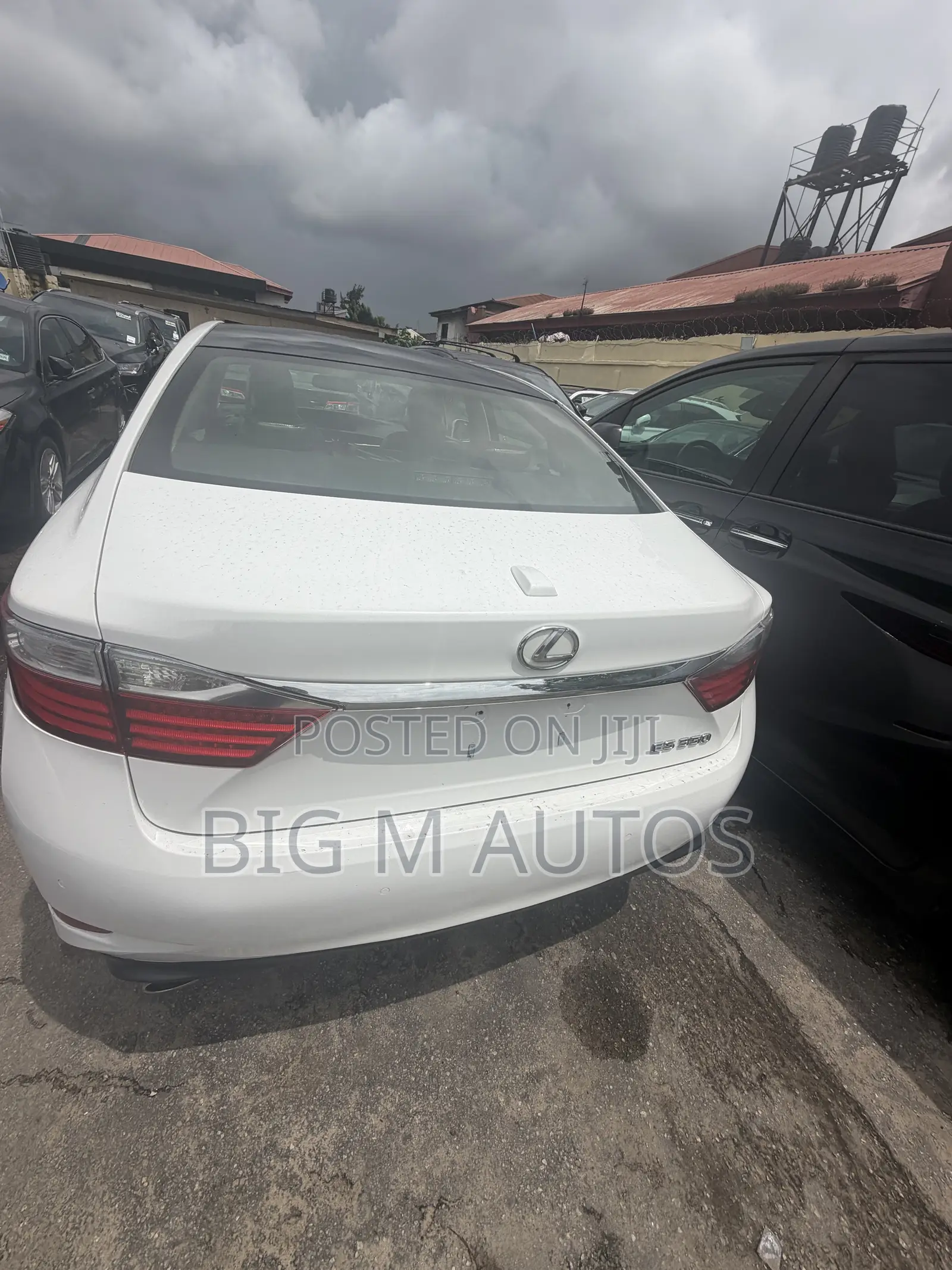 Lexus ES 350 FWD 2013 White