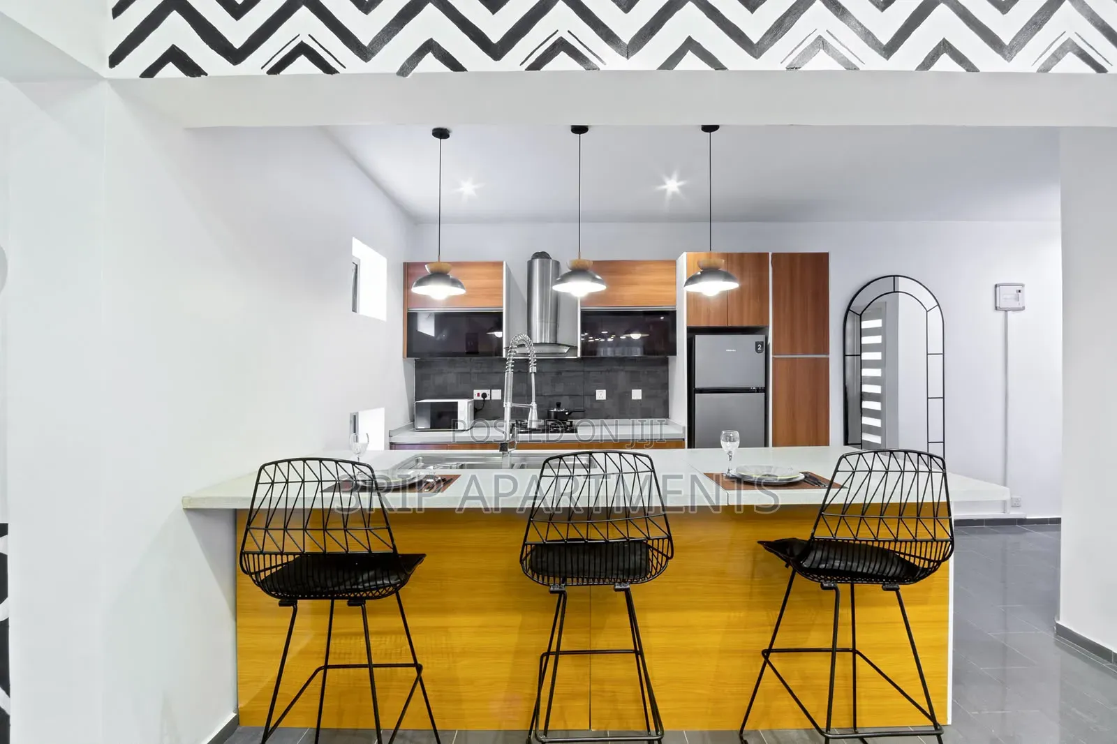 1 Bedroom Apartment