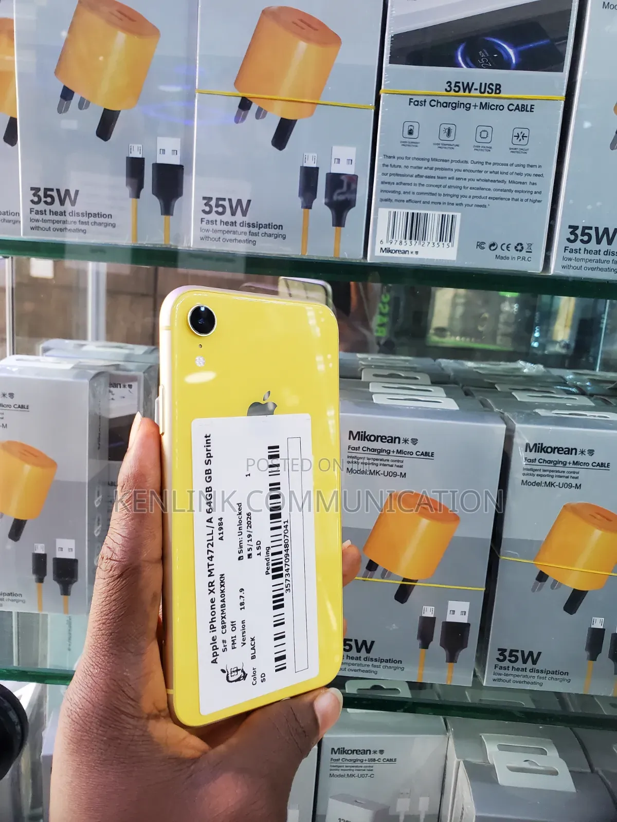 Apple iPhone XR 64 GB Yellow