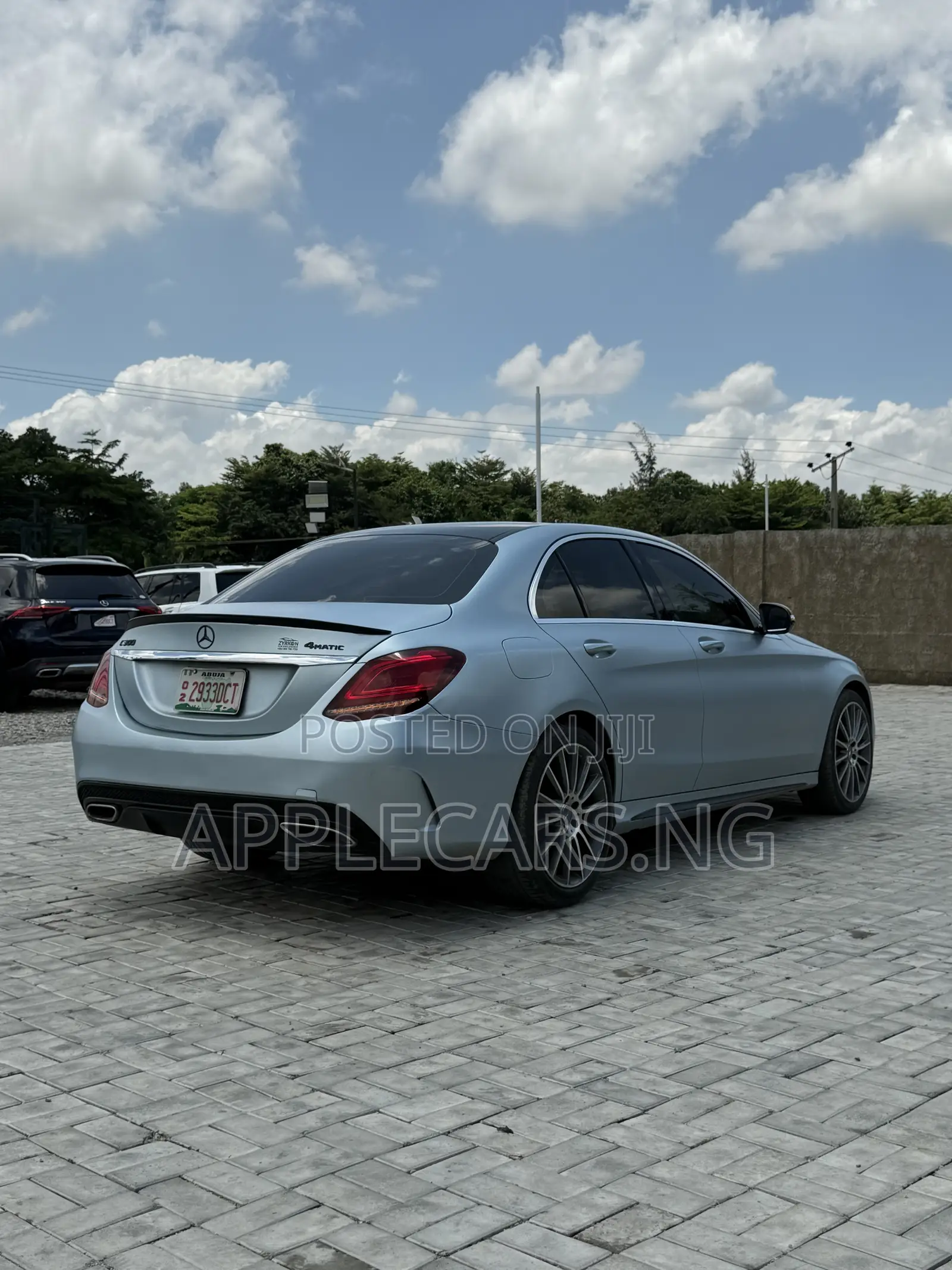 Mercedes-Benz C300 2015 Blue
