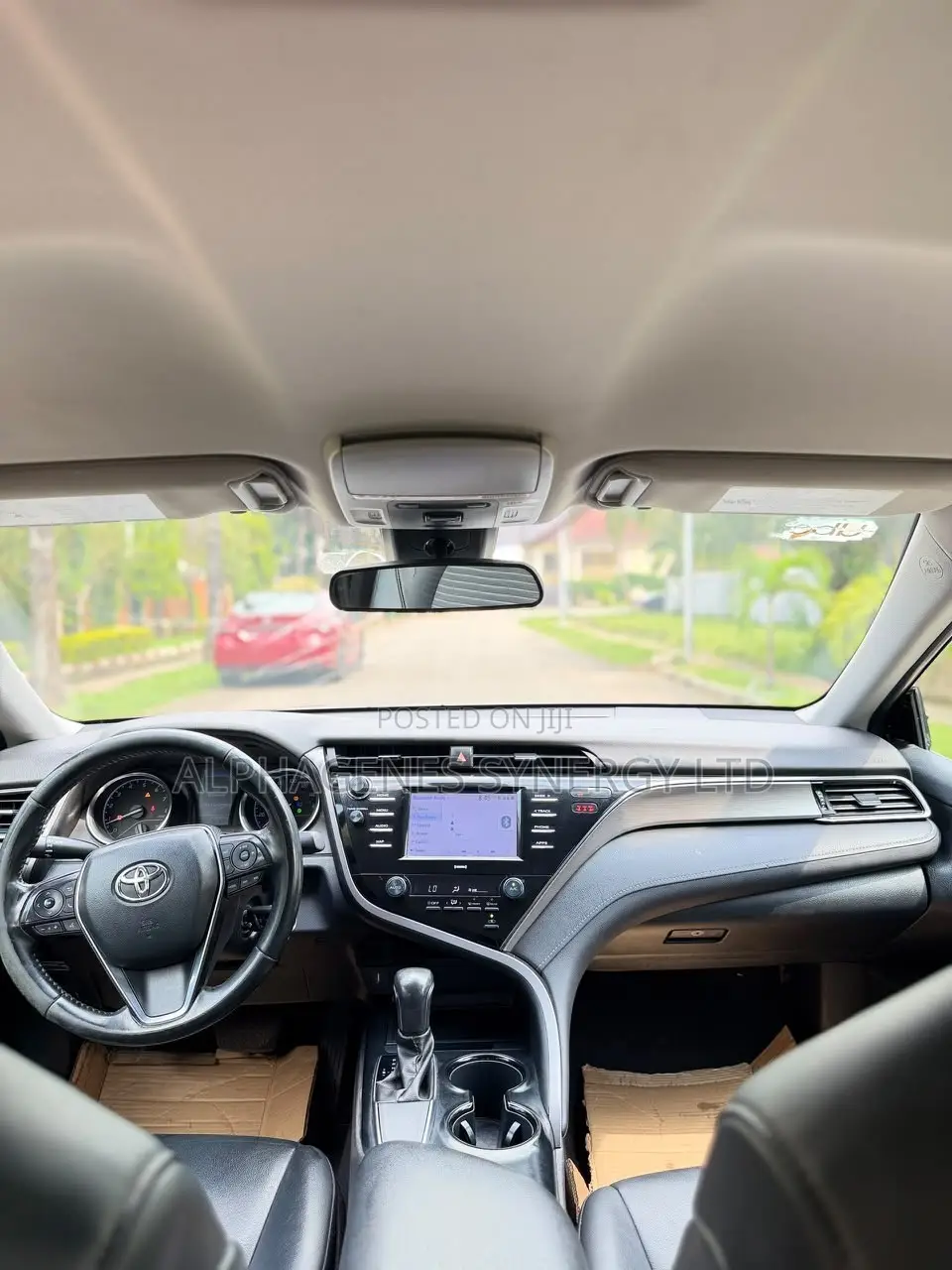 Toyota Camry SE FWD 2020 Black