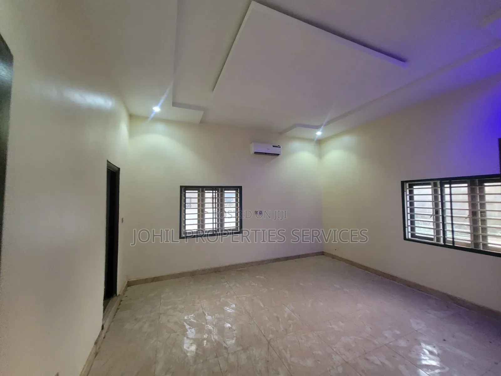 3bdrm Block of Flats in Admiralty Estate, Asokoro for rent