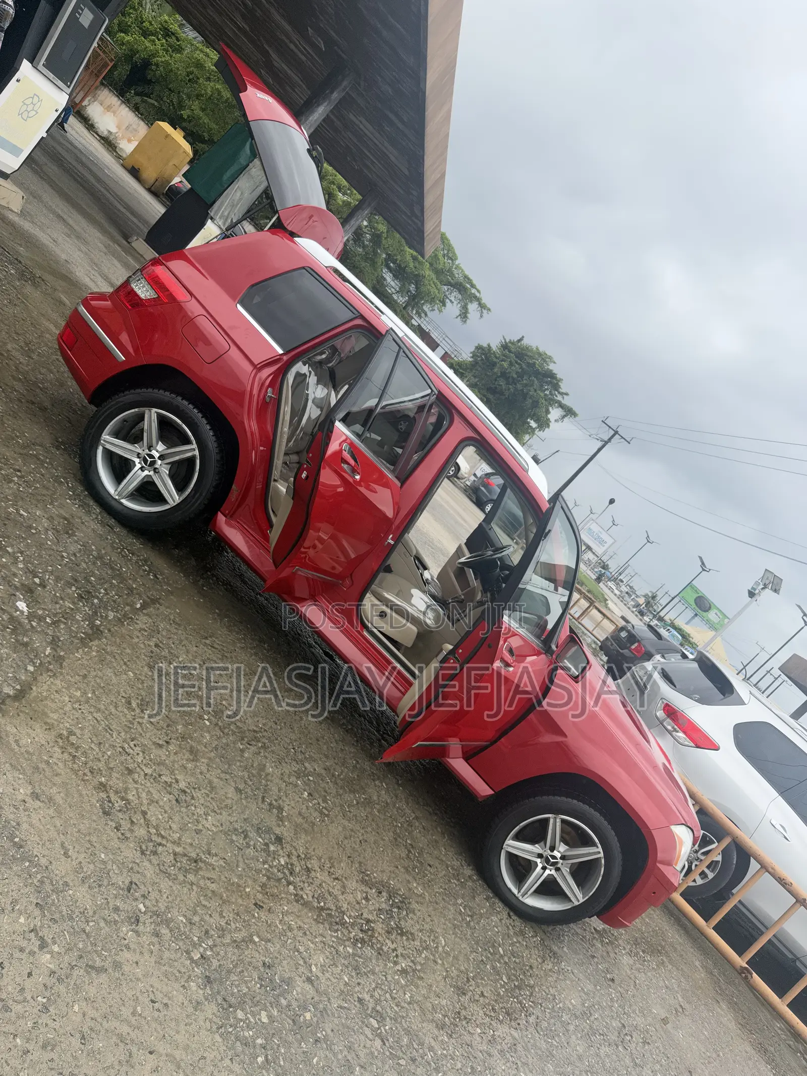 Mercedes-Benz GLK-Class 350 4MATIC 2010 Red