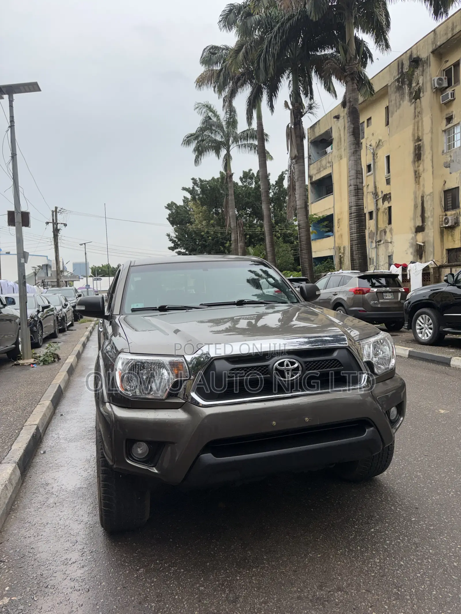 Toyota Tacoma 4dr Double Cab 5.0 ft. SB (2.7L 4cyl 4A) 2014 Gray