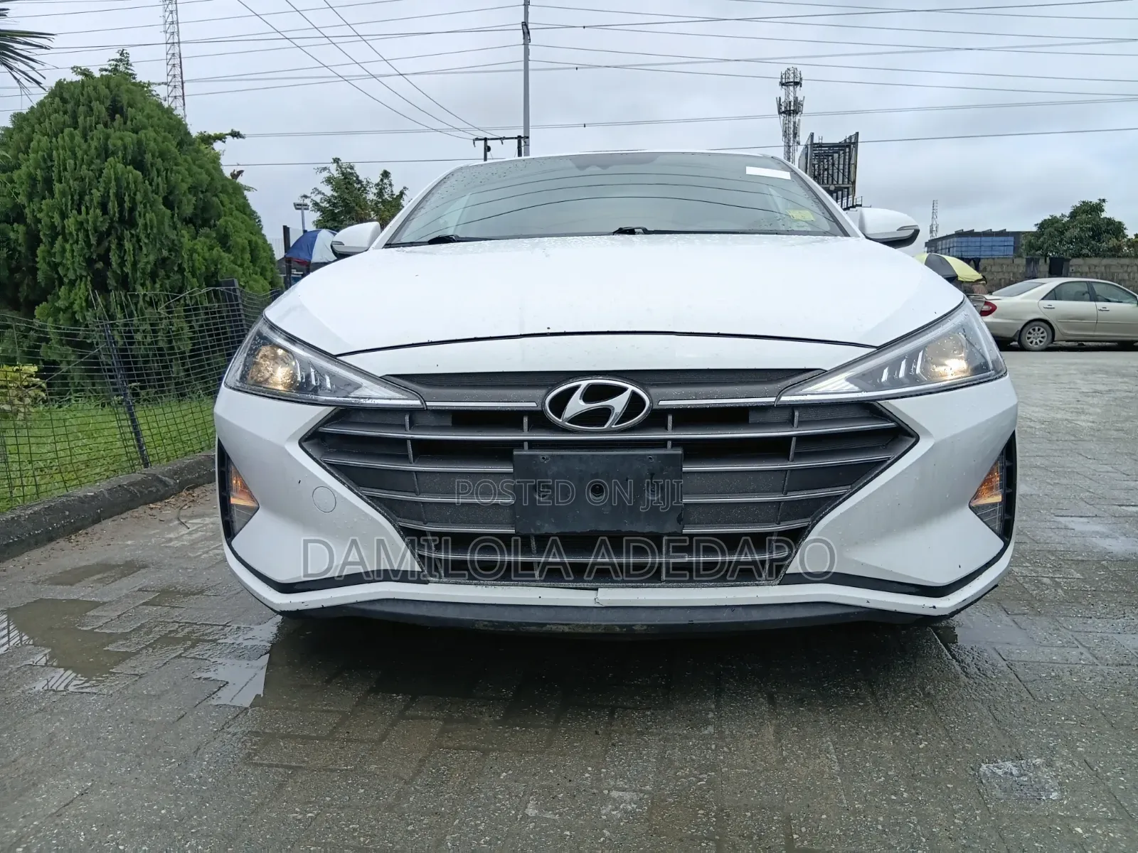 Hyundai Elantra 2019 White