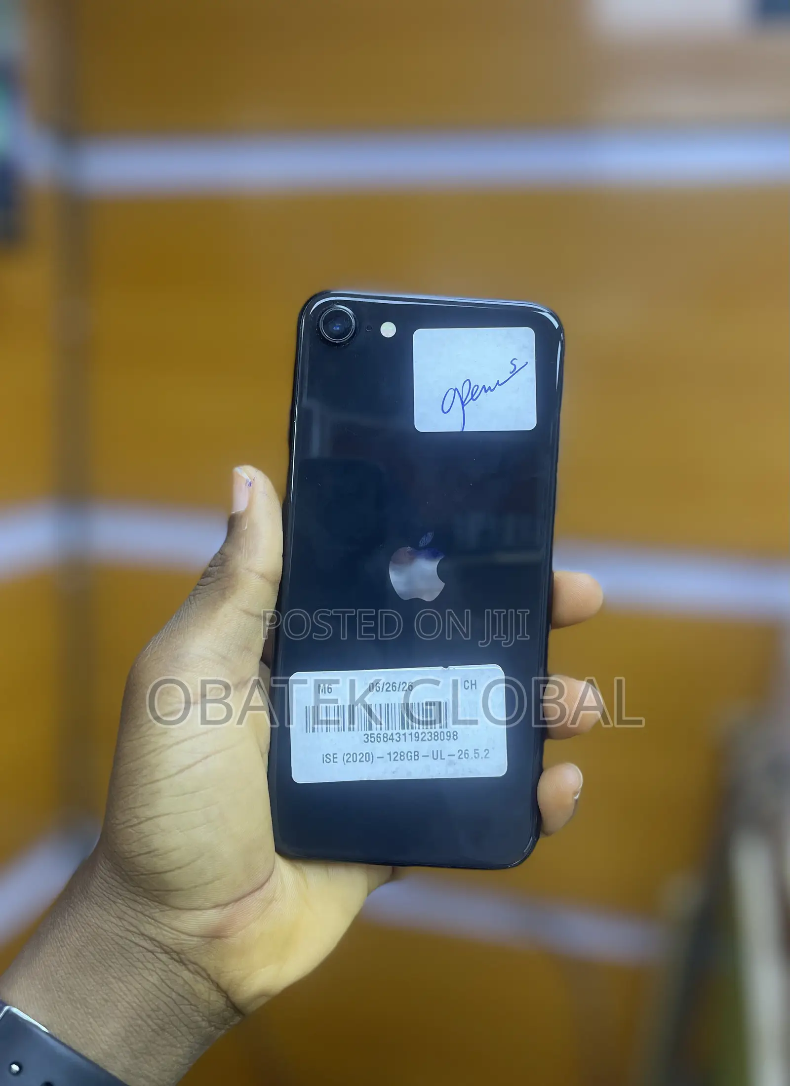 Apple iPhone SE (2020) 128 GB Black