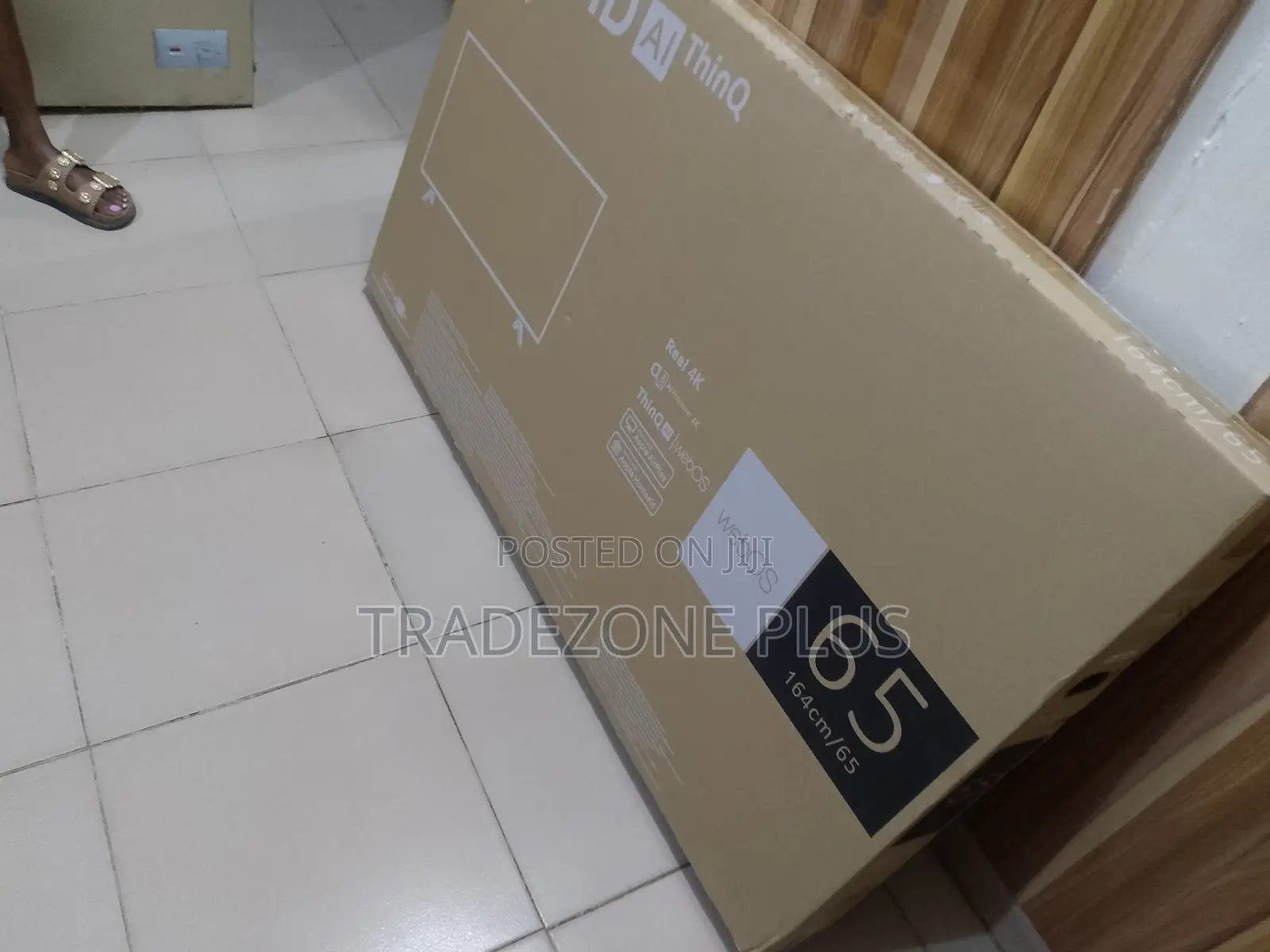 LG 65” Smart TV – Modern UHD Entertainment