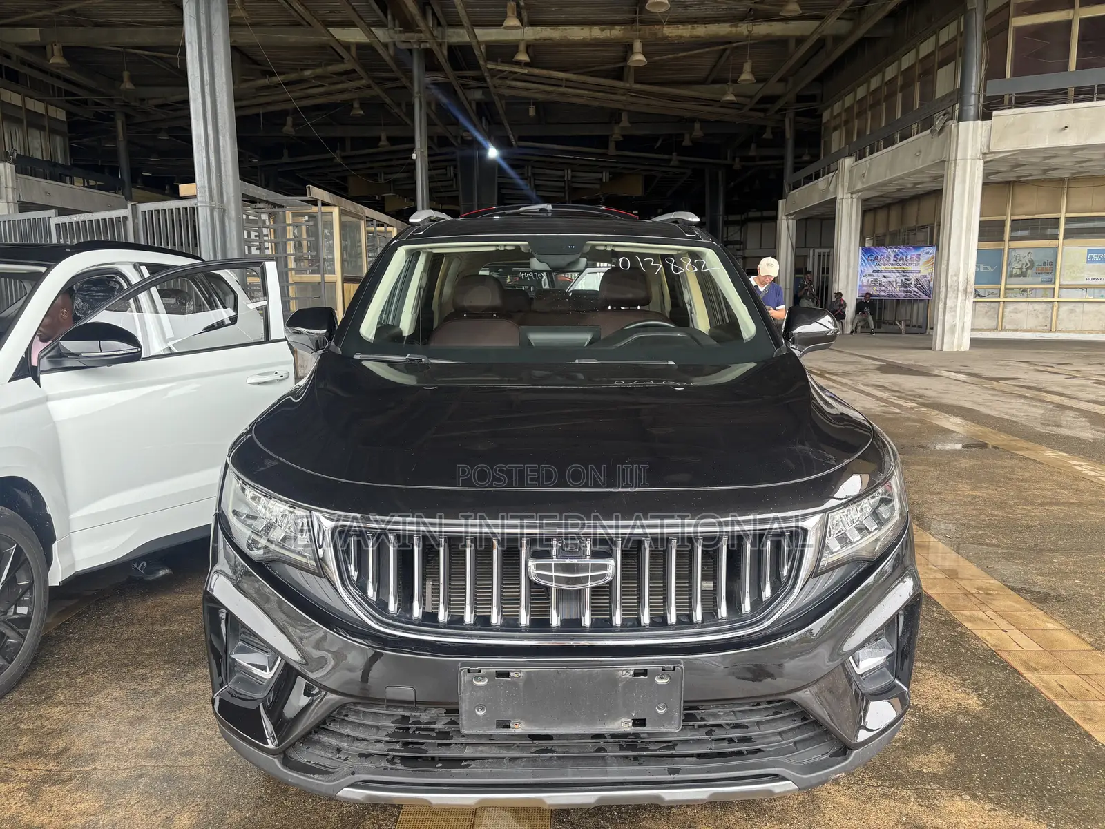 Geely Okavango 1.5 Hybrid FWD 2022 Black