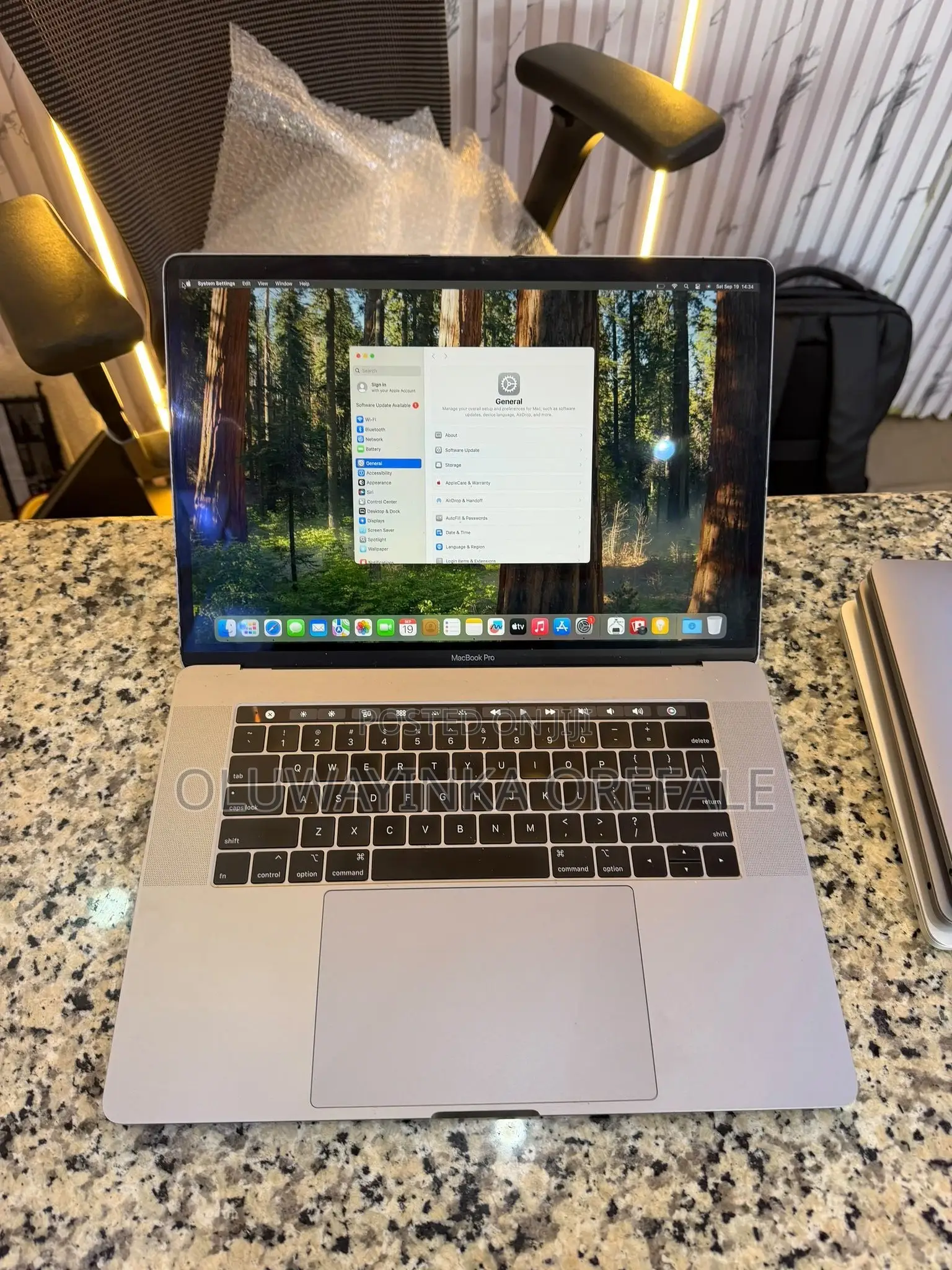 Laptop Apple MacBook Pro 2019 32GB Intel Core i9 SSD 1T