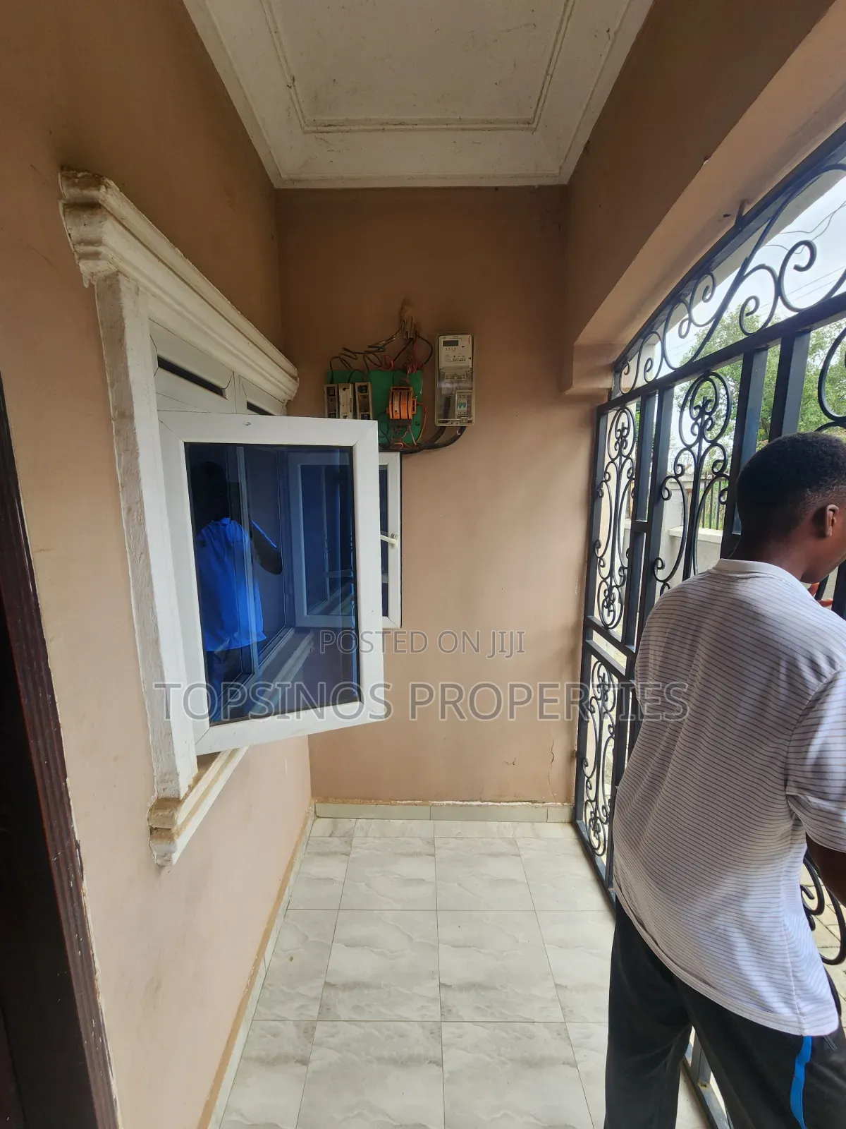 1bdrm Block of Flats in Dawaki for rent