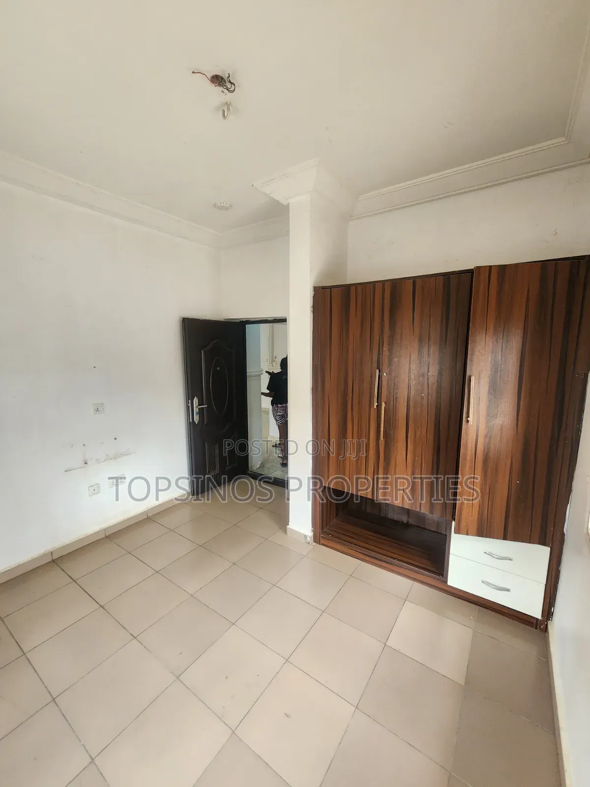 1bdrm Block of Flats in Dawaki for rent