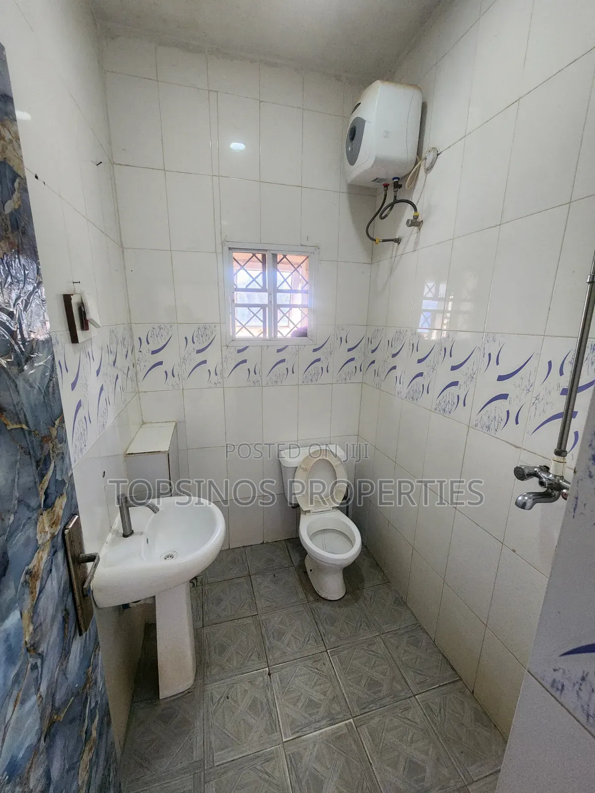 1bdrm Block of Flats in Dawaki for rent