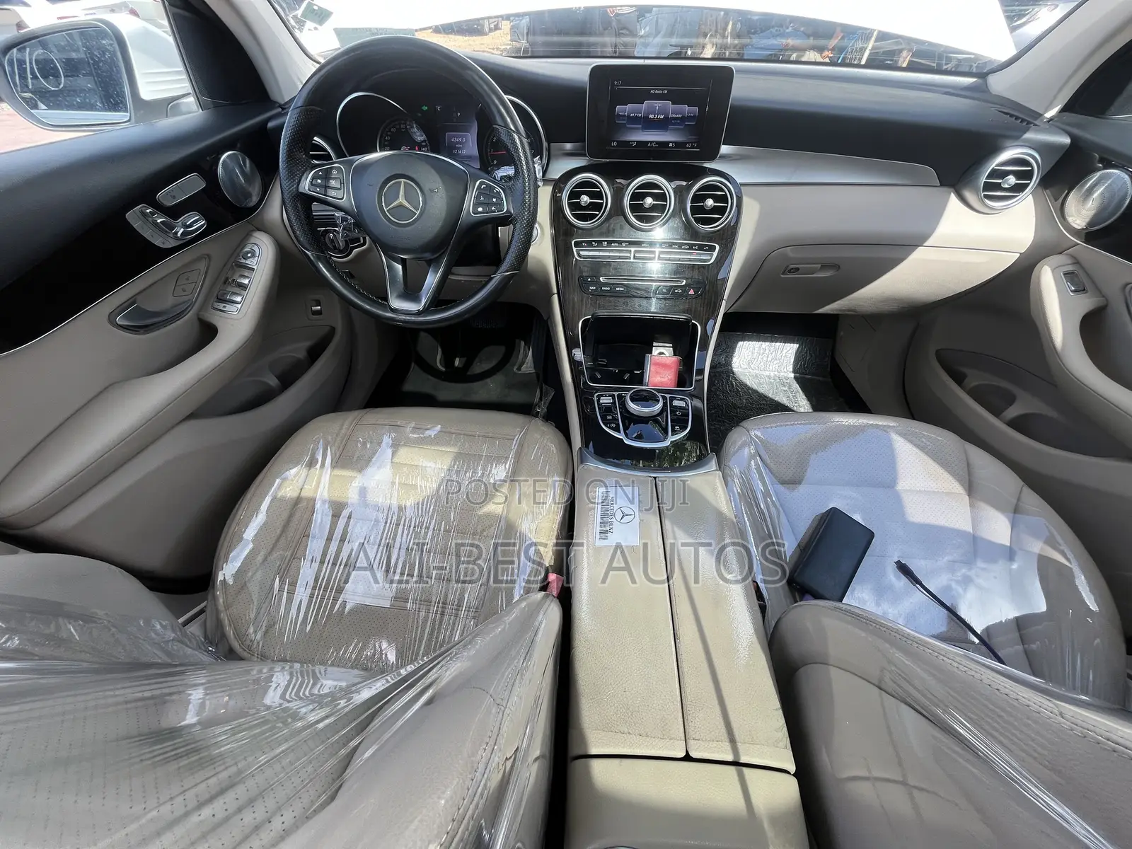 Mercedes-Benz GLC-Class 2017 White